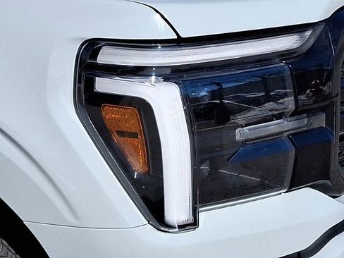 Used 2024 Ford F150 Lariat image 13