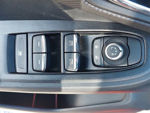 Used 2024 Subaru Crosstrek 2.5i Limited image 24