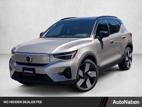 Used 2023 Volvo XC40 Recharge Ultimate w/ Protection Package Premier AWD/4WD image 1