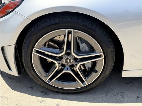 Used 2019 Mercedes-Benz C 300 Sedan image 11
