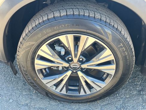 Used 2023 Nissan Rogue SV image 67