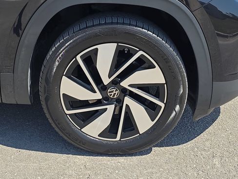 Used 2024 Volkswagen Atlas SEL AWD/4WD image 29