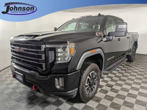 Used 2020 GMC Sierra 2500 AT4 w/ Technology Package image 1