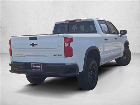 Used 2026 Chevrolet Silverado 1500 ZR2 AWD/4WD image 2