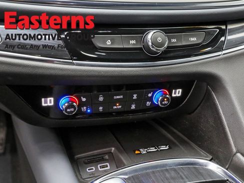 Used 2024 Buick Enclave Premium image 20