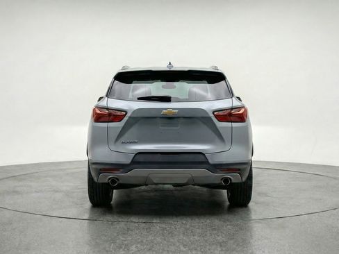 Used 2025 Chevrolet Blazer LT image 7