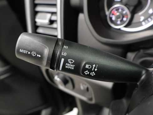 Used 2025 RAM 1500 Big Horn AWD/4WD image 36