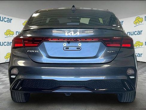 Used 2024 Kia Forte GT-Line w/ GT-Line Premium Package FWD image 5