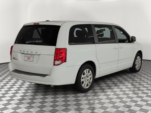 Used 2014 Dodge Grand Caravan SE w/ Quick Order Package 29E SE FWD image 9