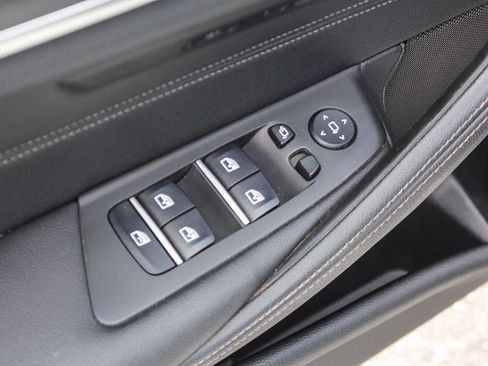 Used 2023 BMW 530i w/ M Sport Package RWD image 23