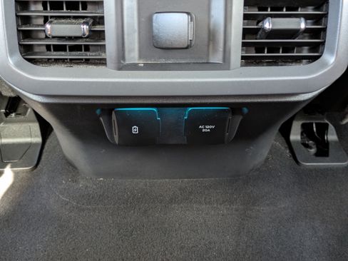 Used 2025 Ford F150 XLT w/ Equipment Group 302A MID AWD/4WD image 34