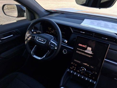 New 2026 GMC Terrain Elevation w/ Technology Package II image 16