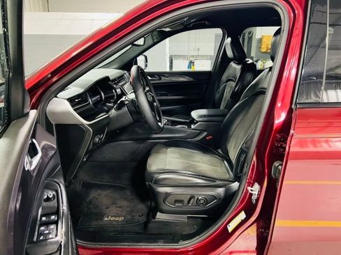 Used 2021 Jeep Grand Cherokee L Laredo RWD image 22