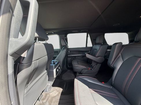 Used 2024 Ford Expedition Limited AWD/4WD image 38