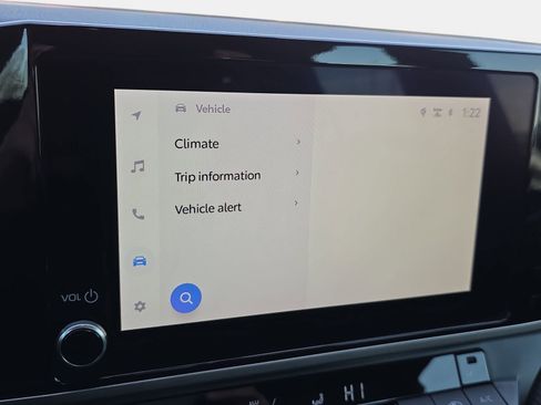 Used 2025 Toyota Camry SE image 19