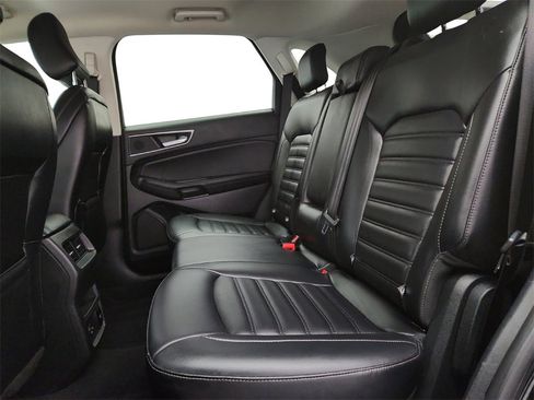 Used 2022 Ford Edge SEL w/ Convenience Package image 22