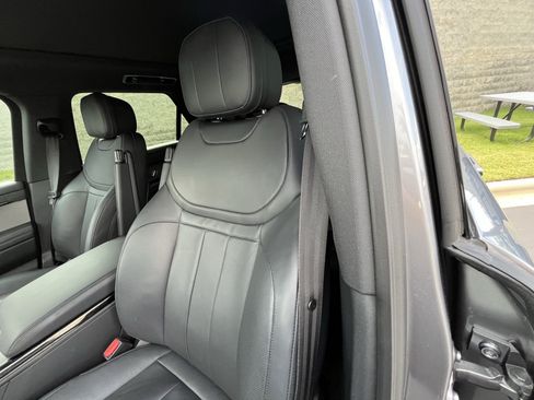 Certified 2025 Land Rover Range Rover Sport SE AWD/4WD image 16