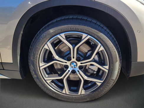 Used 2021 BMW X1 sDrive28i w/ Convenience Package image 9