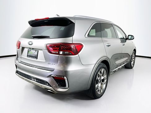 Used 2019 Kia Sorento SX image 9