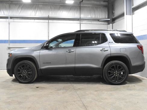 Used 2022 GMC Acadia SLE w/ Driver Convenience Package image 24