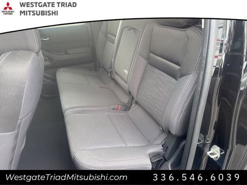 Used 2022 Nissan Frontier SV w/ Technology Package image 25