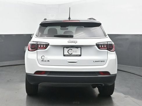 Used 2022 Jeep Compass Limited AWD/4WD image 5