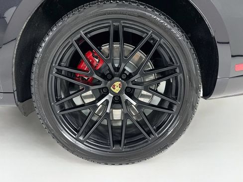 Certified 2023 Porsche Macan GTS AWD/4WD image 11