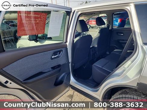 Certified 2023 Nissan Rogue SV image 22