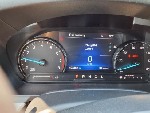 Used 2022 Ford Explorer XLT w/ Equipment Group 202A image 21