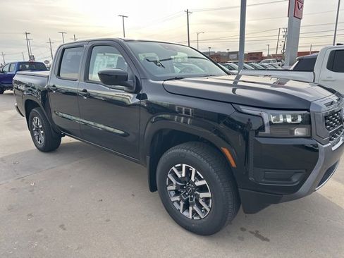 New 2026 Nissan Frontier SV w/ SV Convenience Package image 3