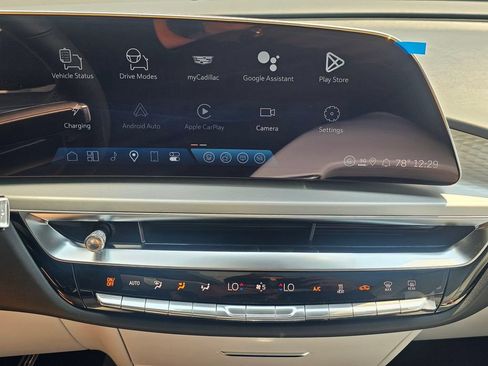 New 2026 Cadillac Lyriq Sport AWD/4WD image 28