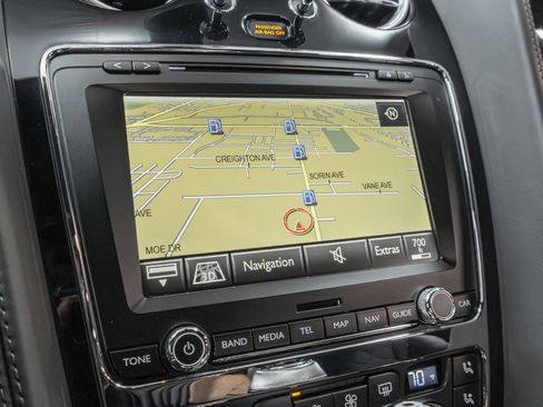 Used 2017 Bentley Continental GT image 66