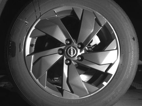 Used 2025 Nissan Rogue SV image 14