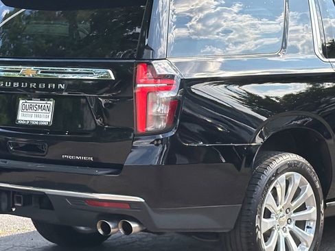 Used 2021 Chevrolet Suburban Premier AWD/4WD image 7