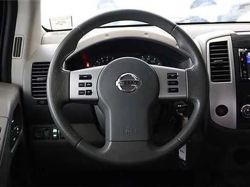 Used 2019 Nissan Frontier SV image 20