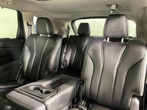 Used 2022 Acura MDX FWD w/ Technology Package image 16