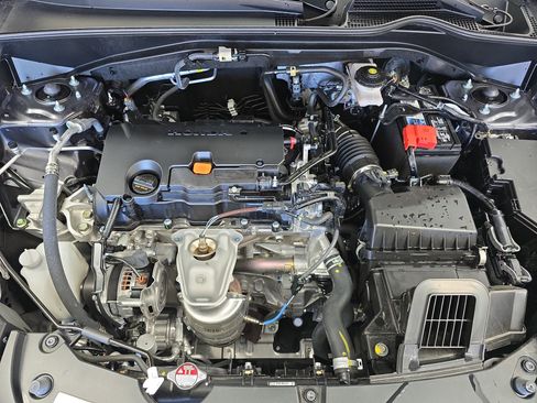 Certified 2025 Honda HR-V LX image 29