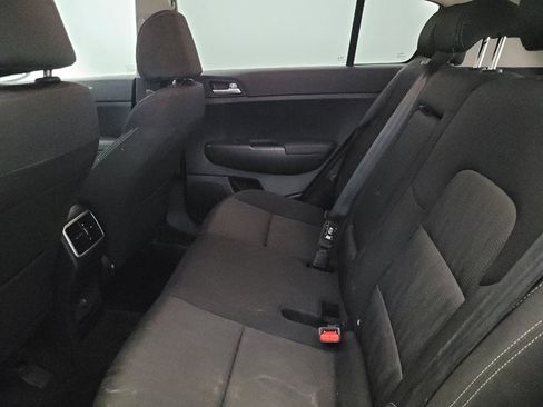 Used 2022 Kia Sportage LX AWD/4WD image 18