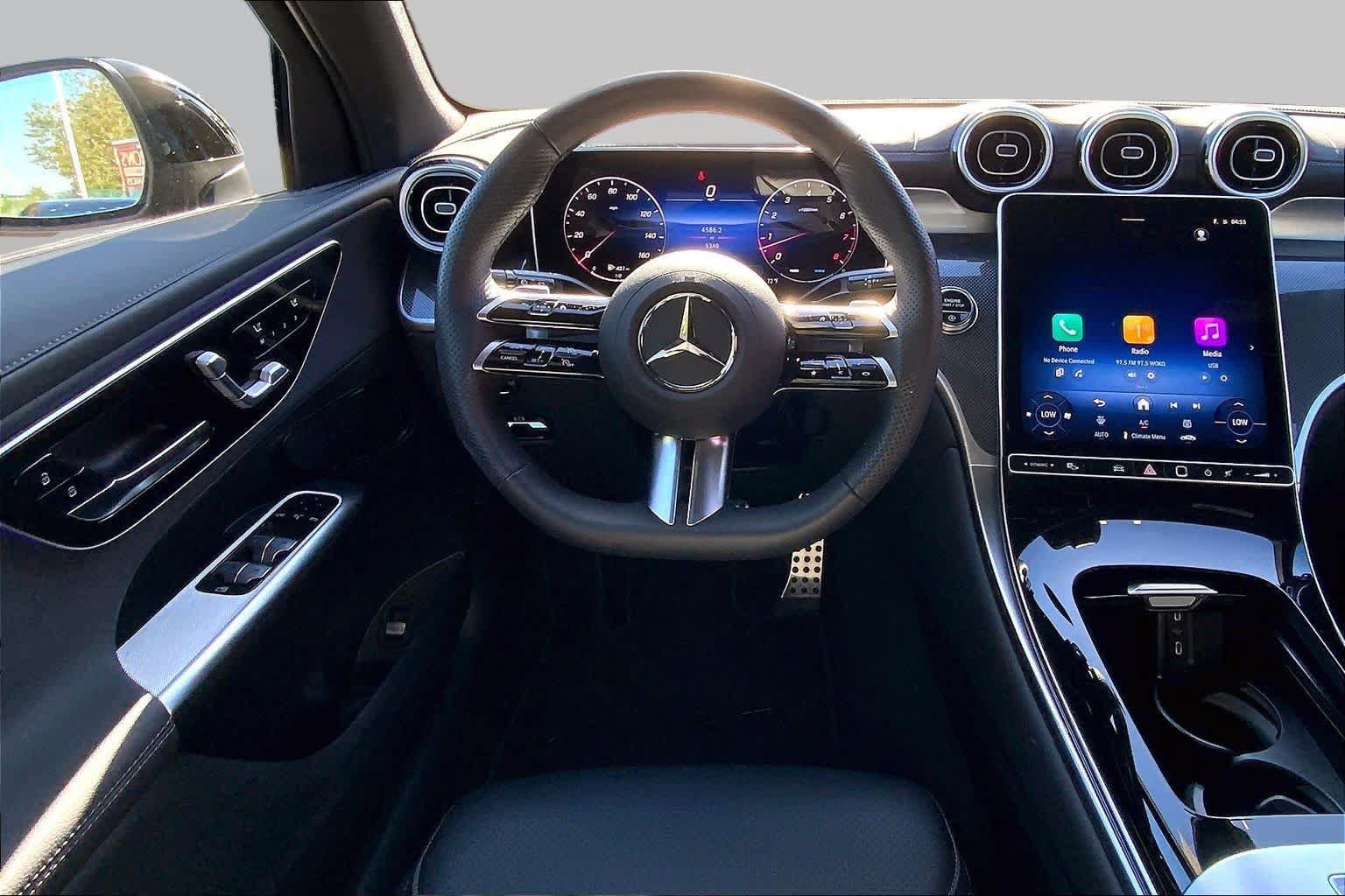Certified 2026 Mercedes-Benz GLC 300 4MATIC image 6