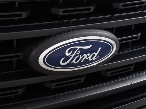 Used 2021 Ford F150 XL w/ Equipment Group 101A High AWD/4WD image 16
