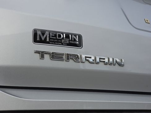 Used 2020 GMC Terrain SLT w/ Preferred Package image 42