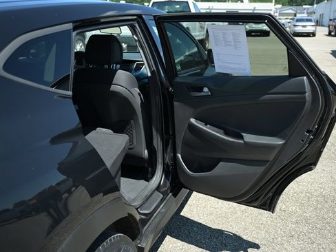 Used 2018 Hyundai Tucson SE AWD/4WD image 42