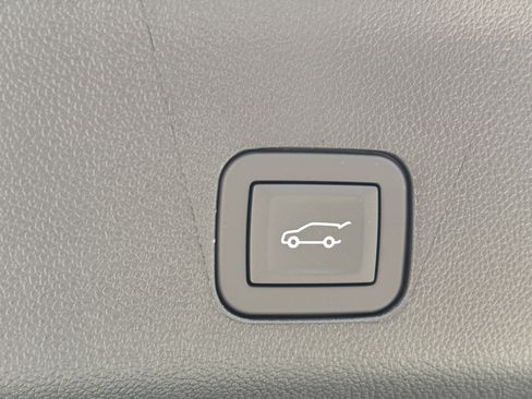 New 2026 Cadillac Escalade ESV V AWD/4WD image 11