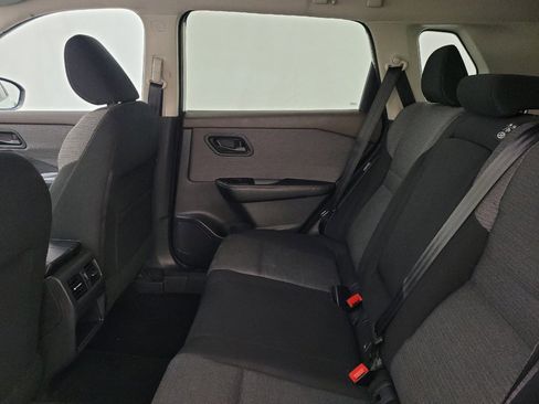 Used 2021 Nissan Rogue S FWD image 18