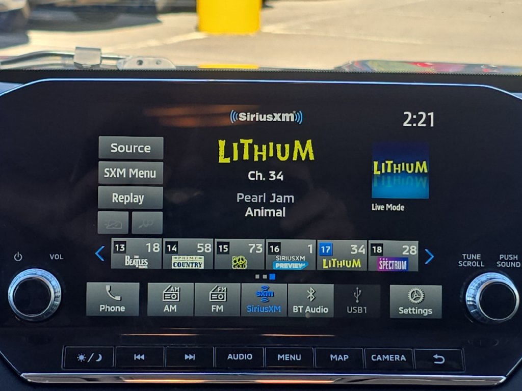 Used 2022 Mitsubishi Outlander SE AWD/4WD image 17