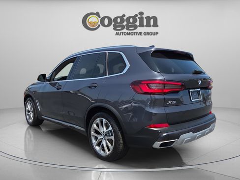 Used 2020 BMW X5 sDrive40i w/ Premium Package RWD image 3