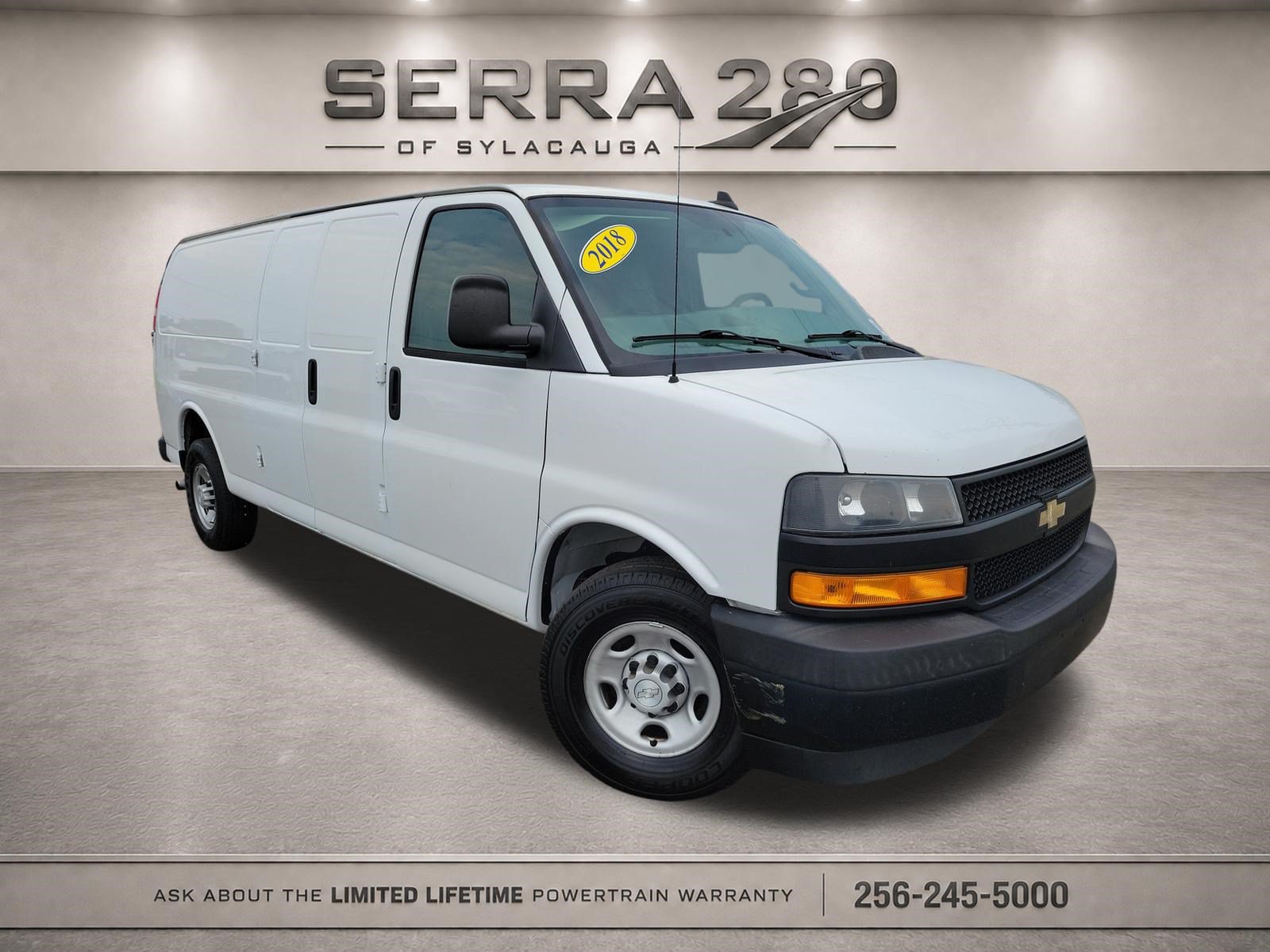 Used 2018 Chevrolet Express 2500 Extended RWD image 1