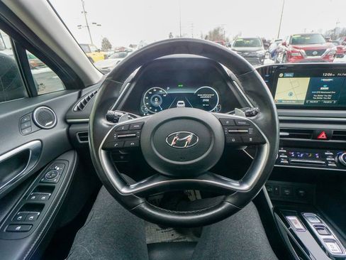 Used 2020 Hyundai Sonata Limited image 19