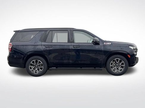Used 2022 Chevrolet Tahoe Z71 w/ Z71 Off-Road Package AWD/4WD image 8