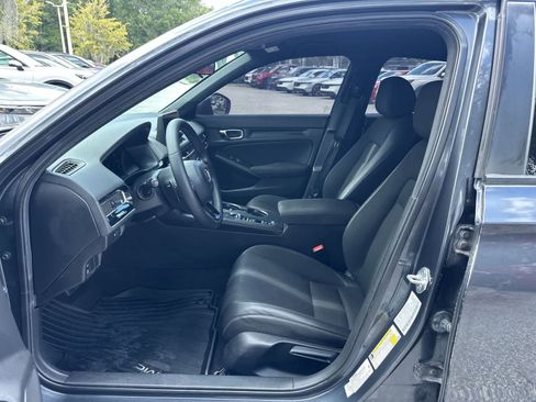 Used 2024 Honda Civic Sport image 2